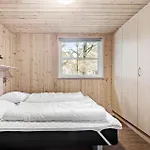 Lovely In With Kitchen *