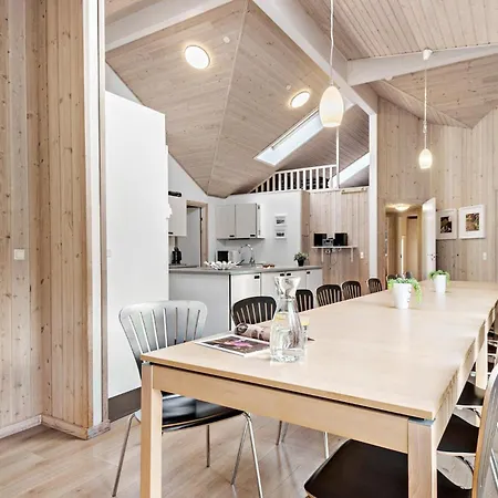 Lovely In With Kitchen *