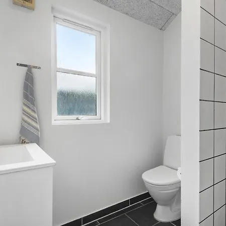 Lovely In With Kitchen *