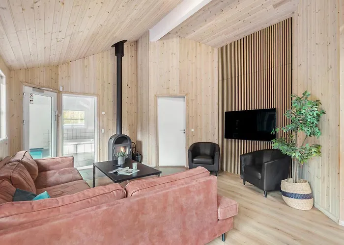 Lovely In With Kitchen